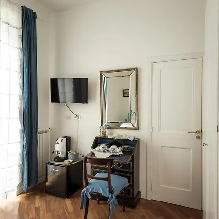 Casa Maria Vittoria 住宿加早餐酒店 3*