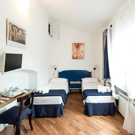 Casa Maria Vittoria 住宿加早餐酒店 3*