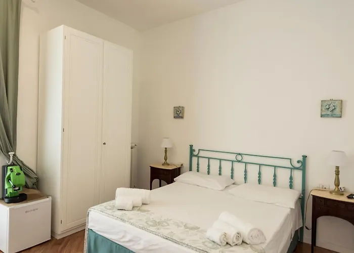 Casa Maria Vittoria Alojamento de Acomodação e Pequeno-almoço Torre del Greco