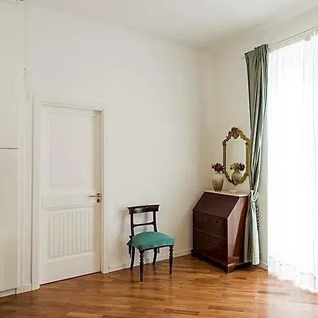לינה וארוחת בוקר Casa Maria Vittoria 3*