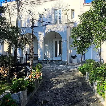 Casa Maria Vittoria Nocleg ze śniadaniem 3*